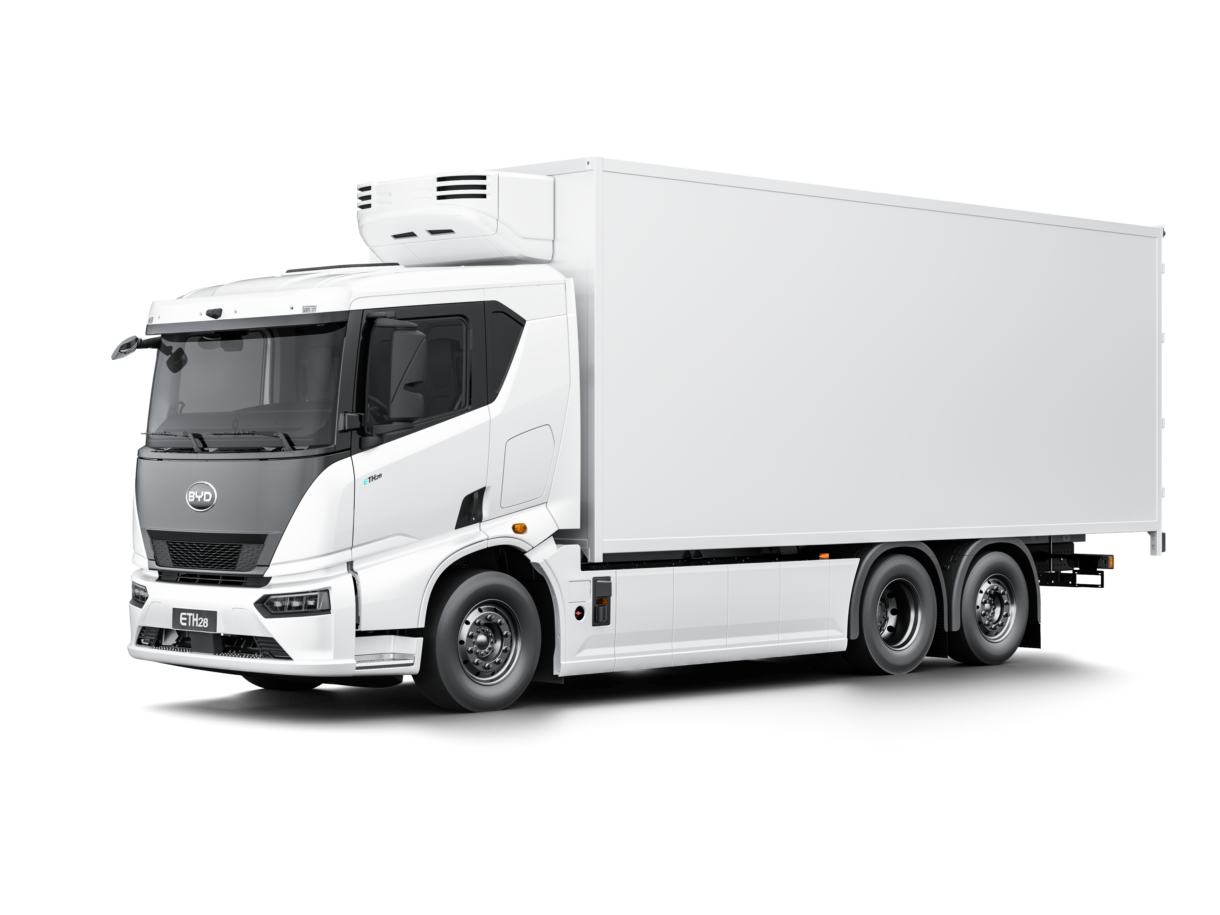 BYD ETH28 refrigerated truck, left front view